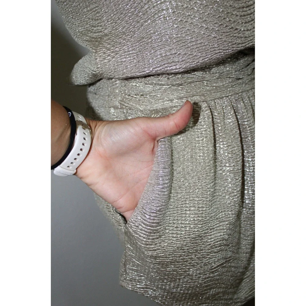 BCBGeneration Silver Metallic Textured Mini Dress‎ Women's 0 Pockets Party Drop